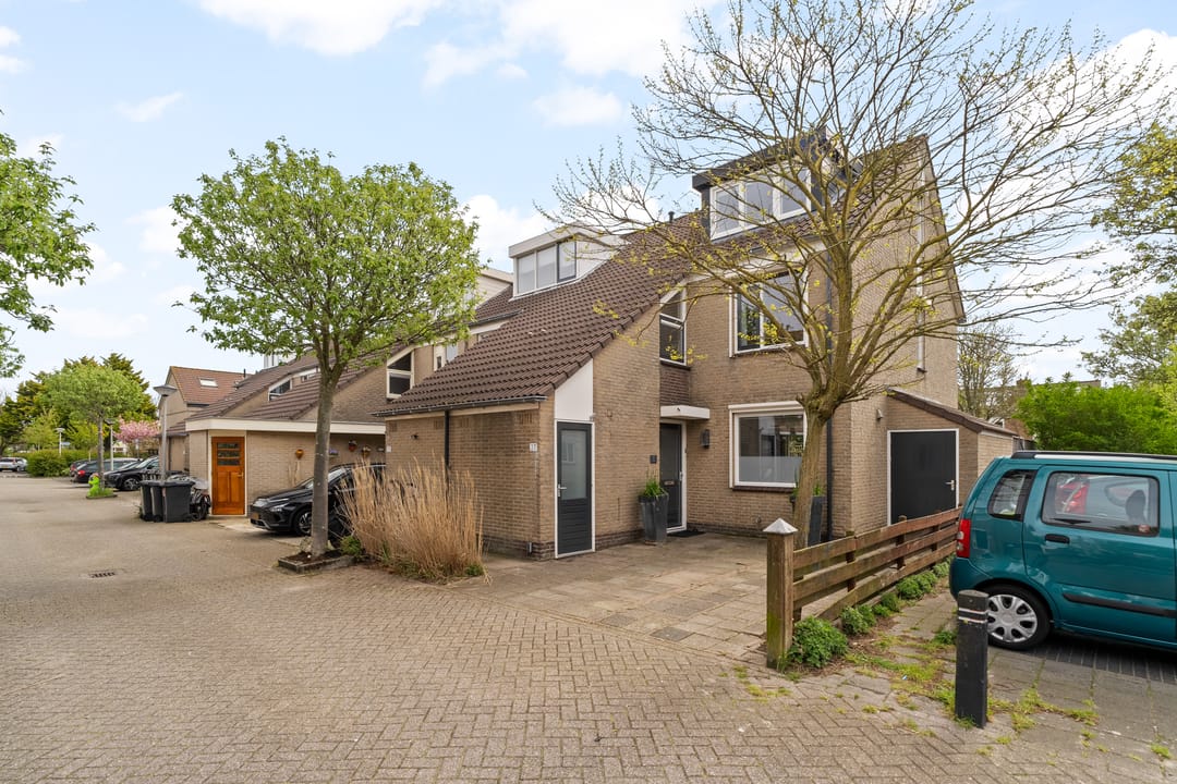 Foto 1 van Branding 27