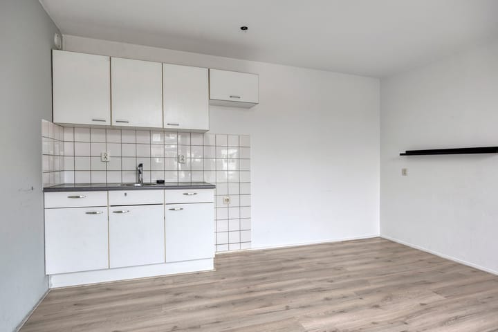 Photo 4 of Spuistraat 37