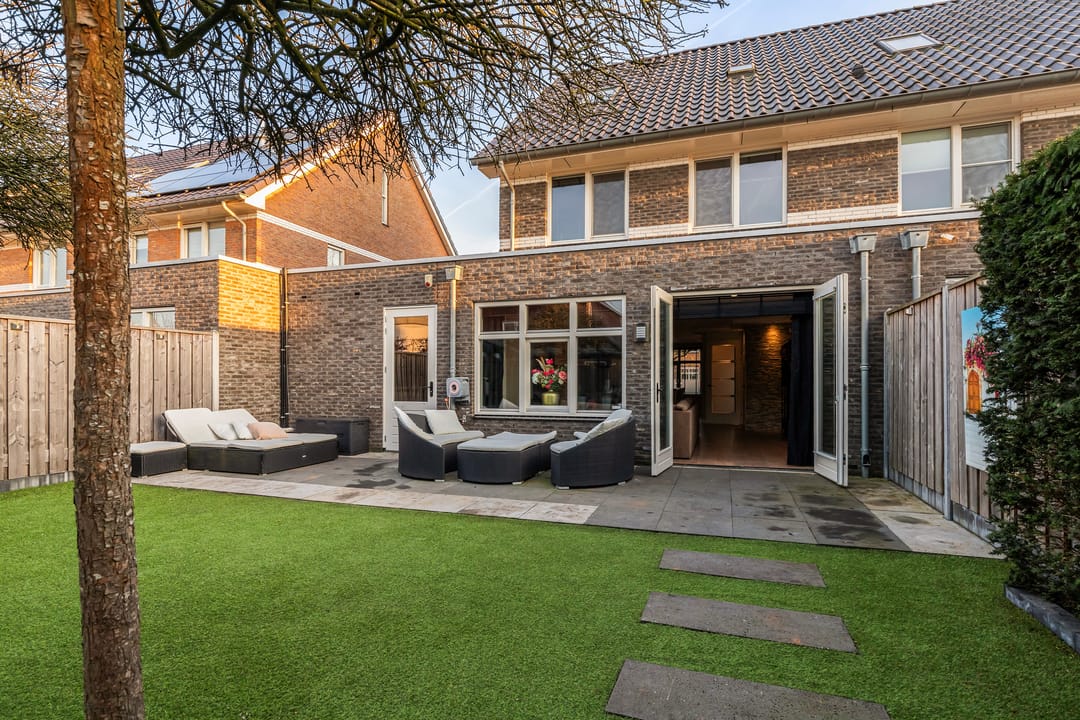 Luxury Semi-Detached Home with Swimming Pool in Apeldoorn — 43