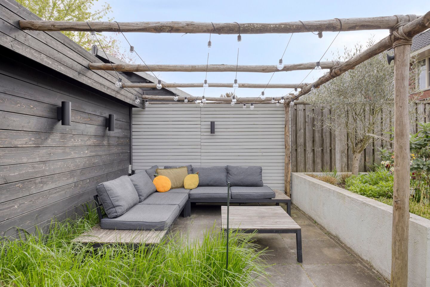 Foto 59 van Vriezenveenstraat 77