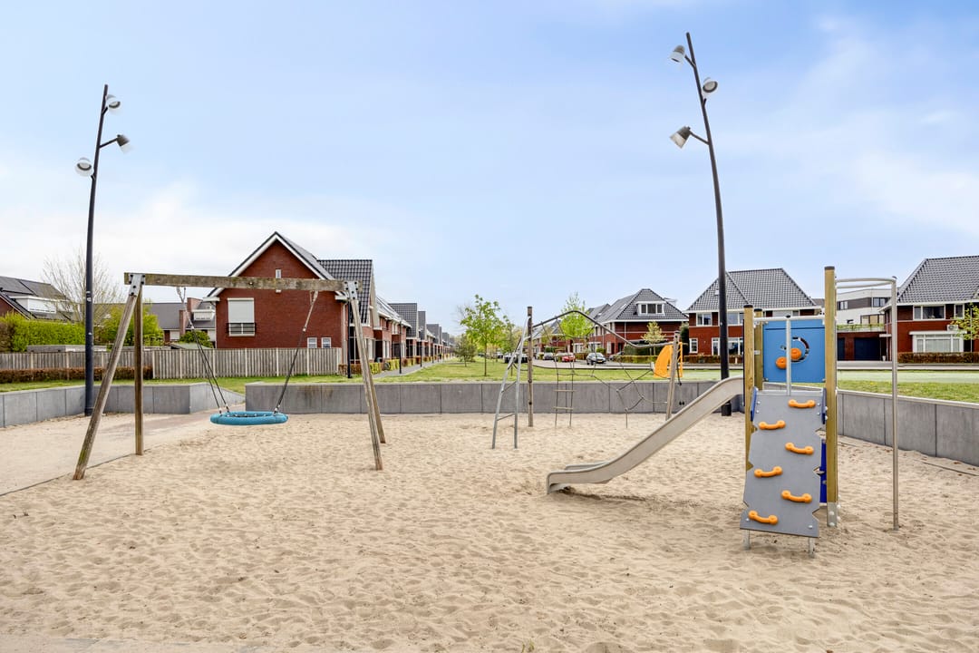 Foto 71 van Vriezenveenstraat 77