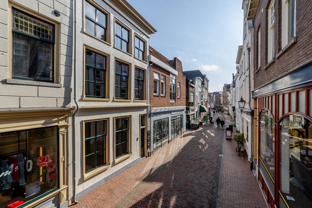 Photo 37 of Hoogstraat 176-A