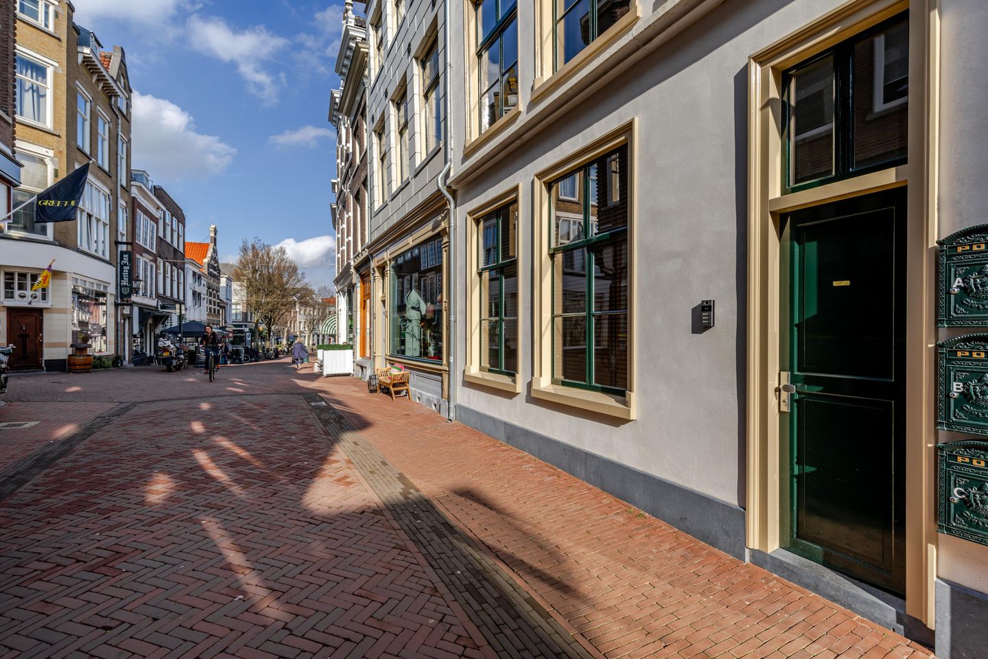 Photo 35 of Hoogstraat 176-A