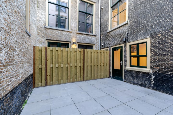 Photo 4 of Hoogstraat 176-A