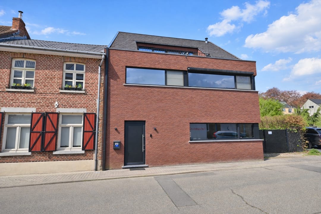 Luxurious Energy-Efficient Villa Near Maastricht — 17