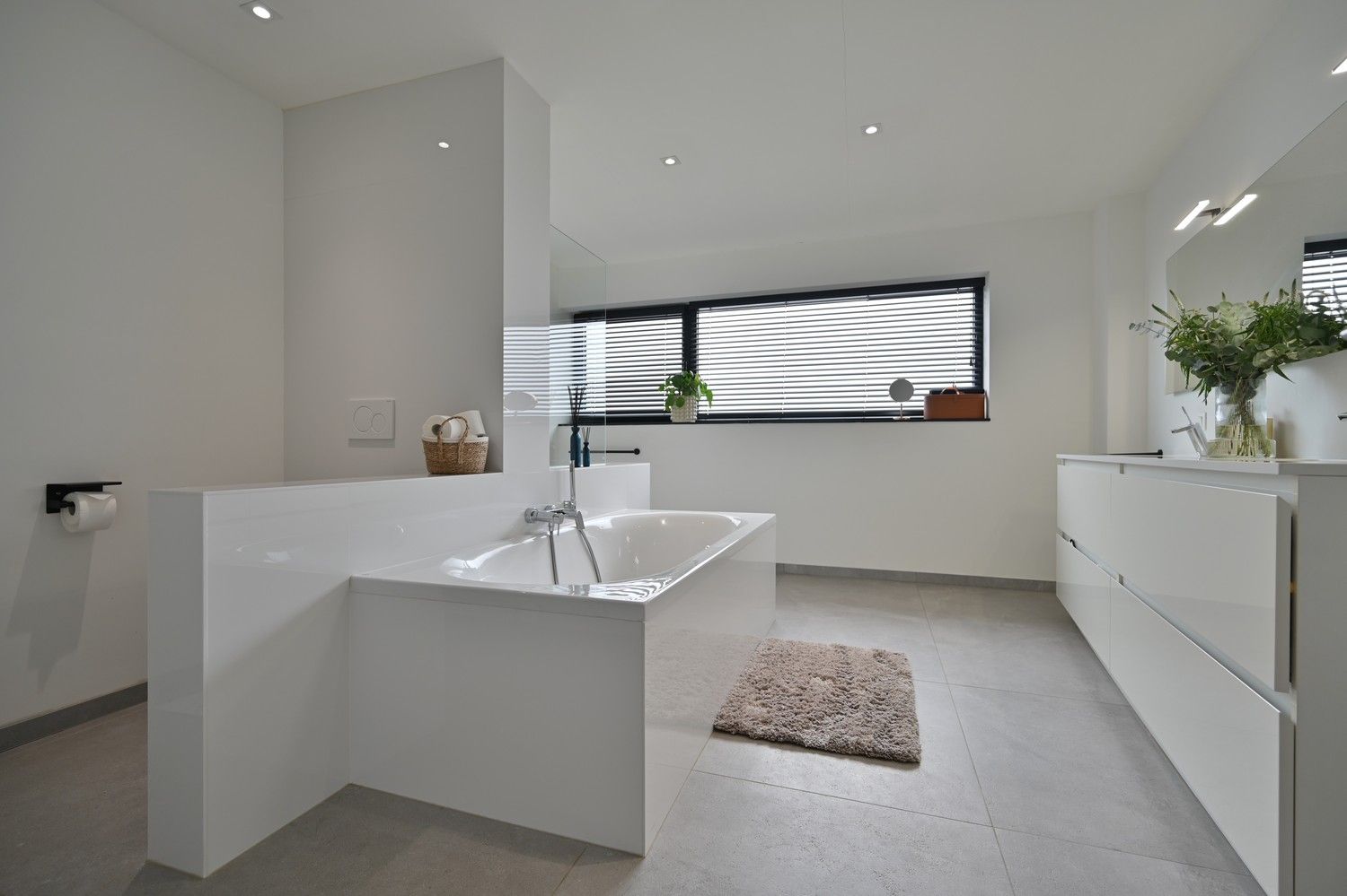 Luxurious Energy-Efficient Villa Near Maastricht — 12