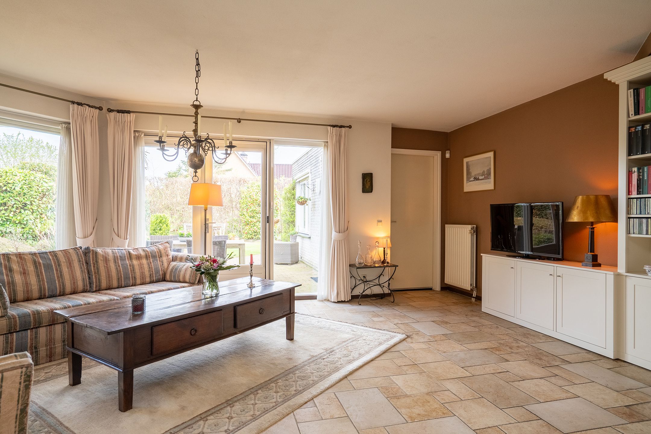 Foto 9 van Suze Robertsonlaan 27