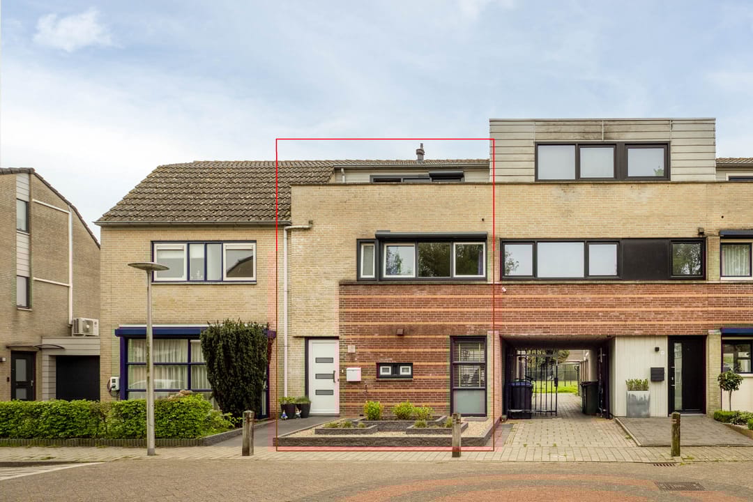 Foto 1 van Oostlaan 99