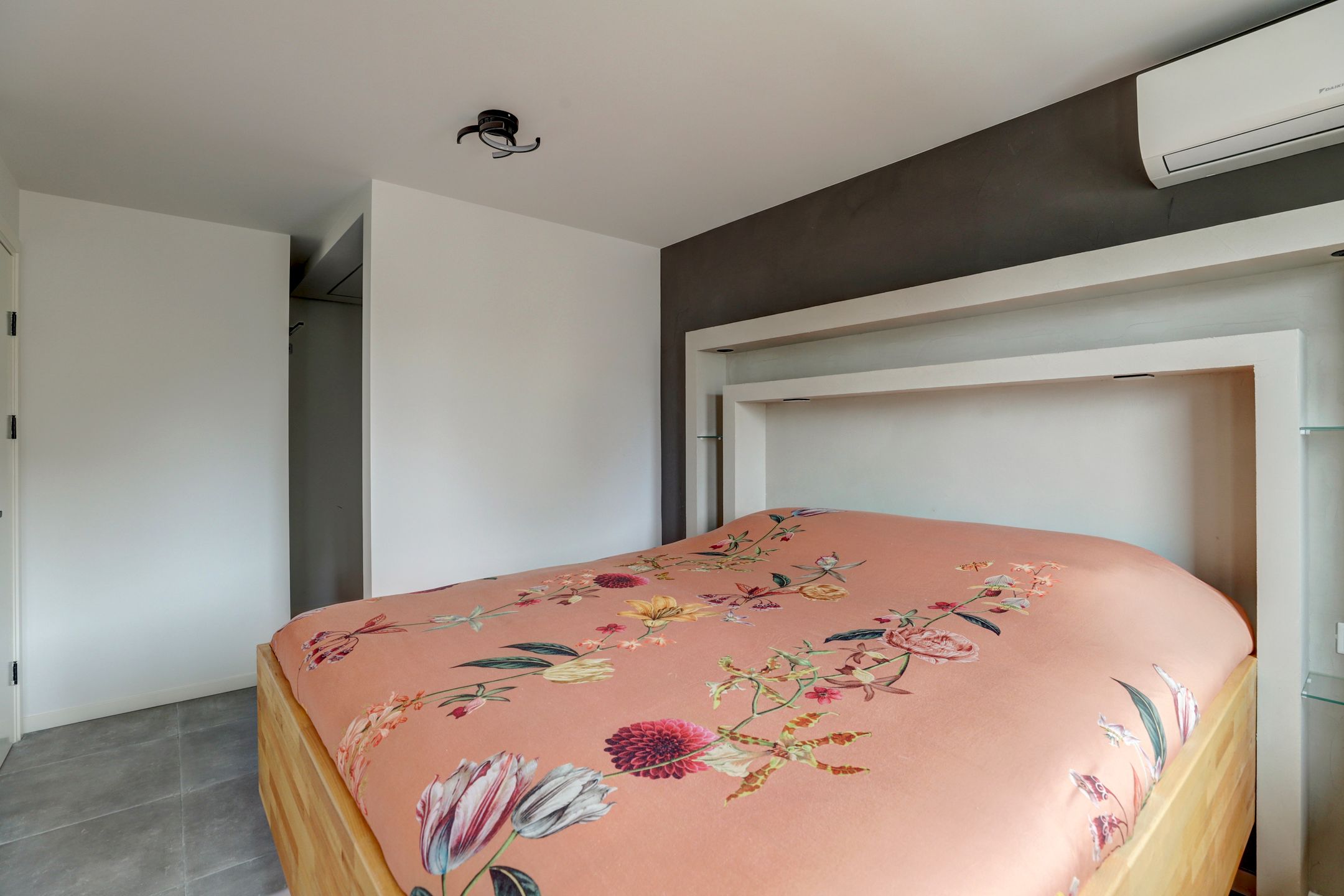 Photo 18 of Kromme Warren 41