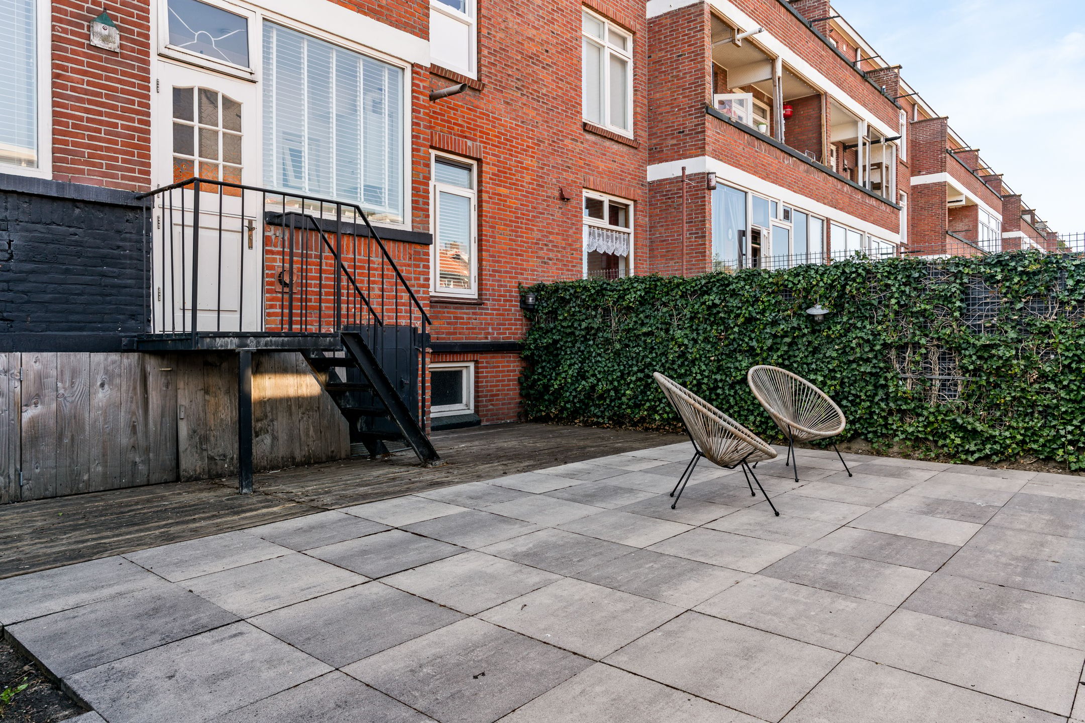 Spacious and Bright 3-Room Apartment with Large Garden and Practice Space — 24