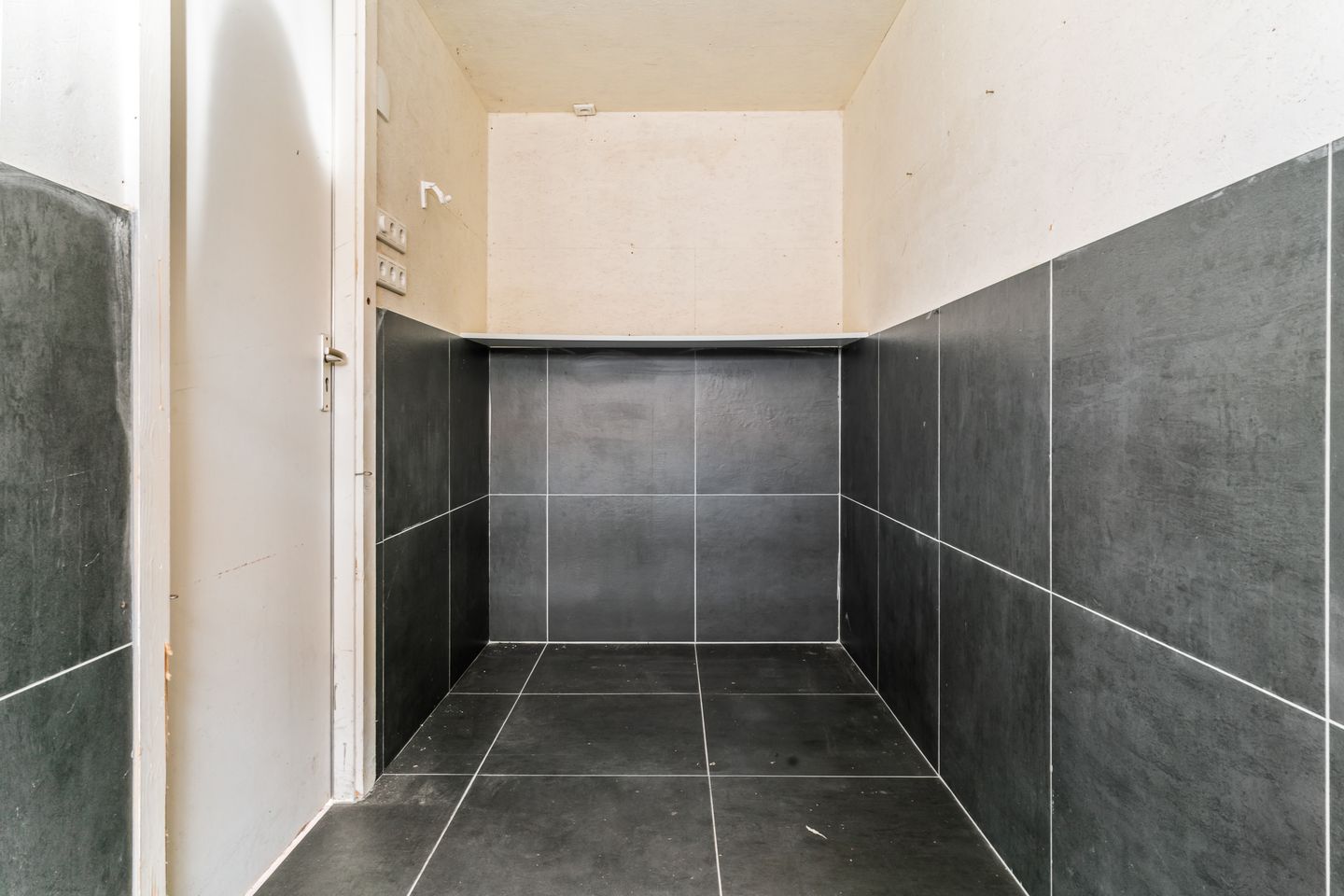 Spacious and Bright 3-Room Apartment with Large Garden and Practice Space — 20
