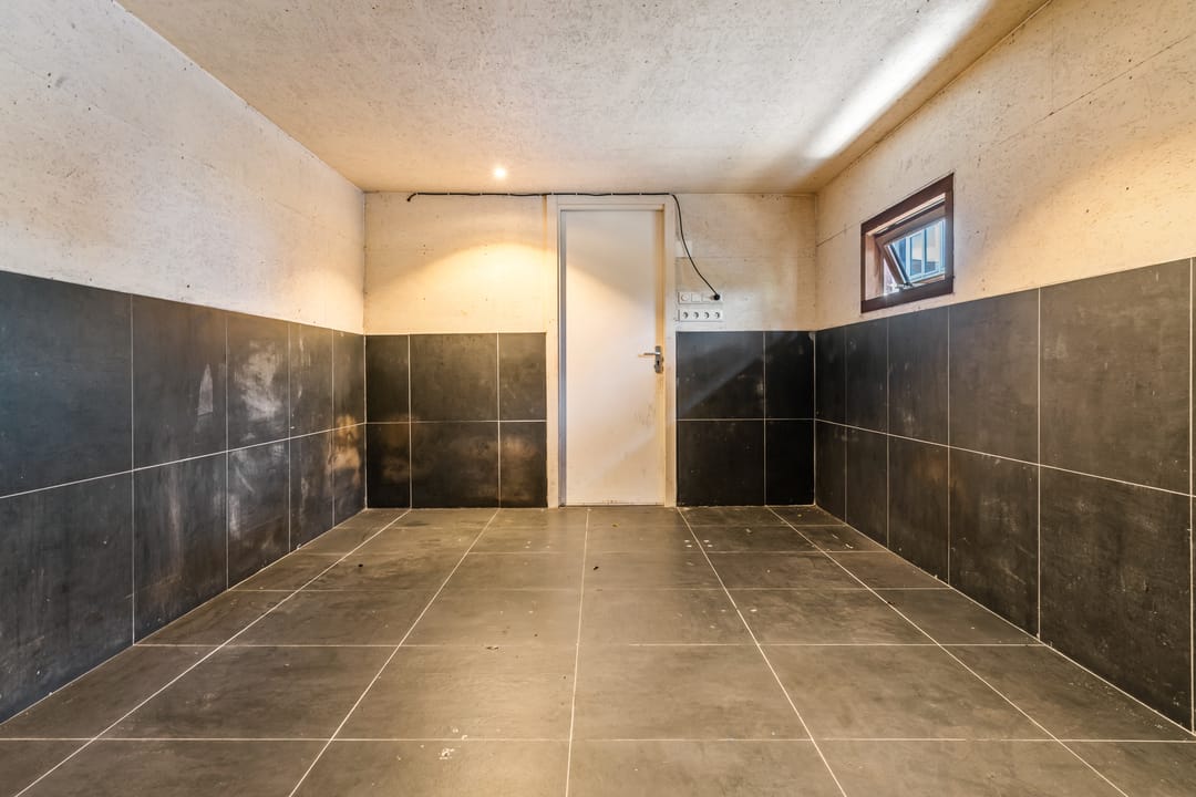 Spacious and Bright 3-Room Apartment with Large Garden and Practice Space — 22
