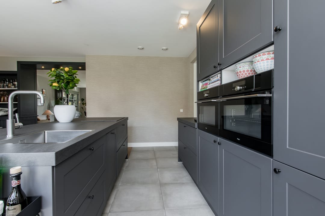 Photo 11 of Johanna Westerdijklaan 12