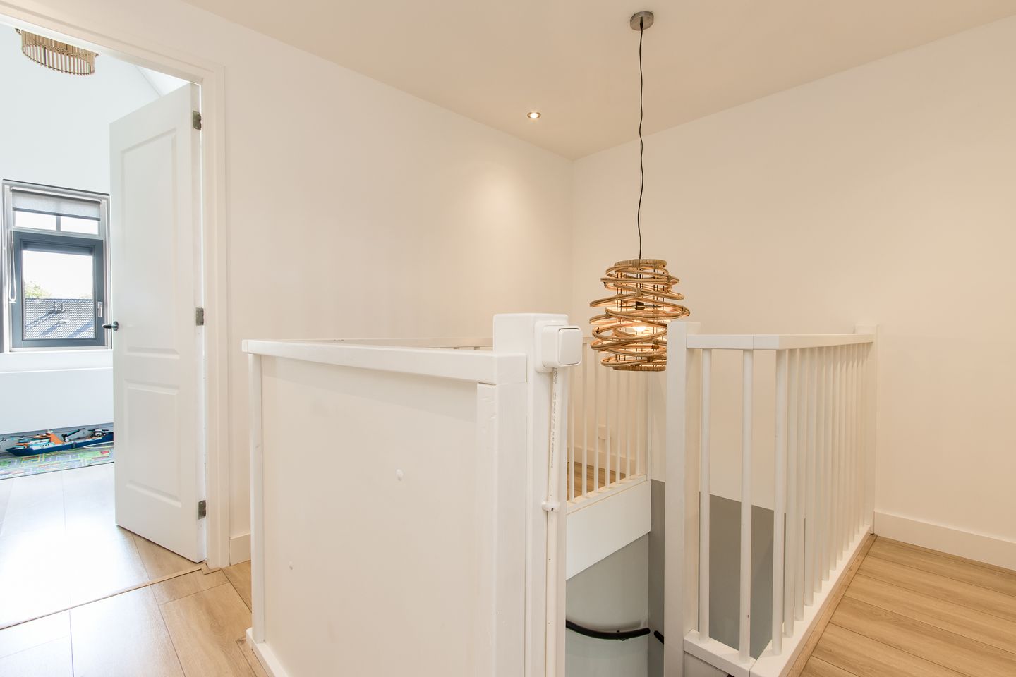 Photo 40 of Johanna Westerdijklaan 12