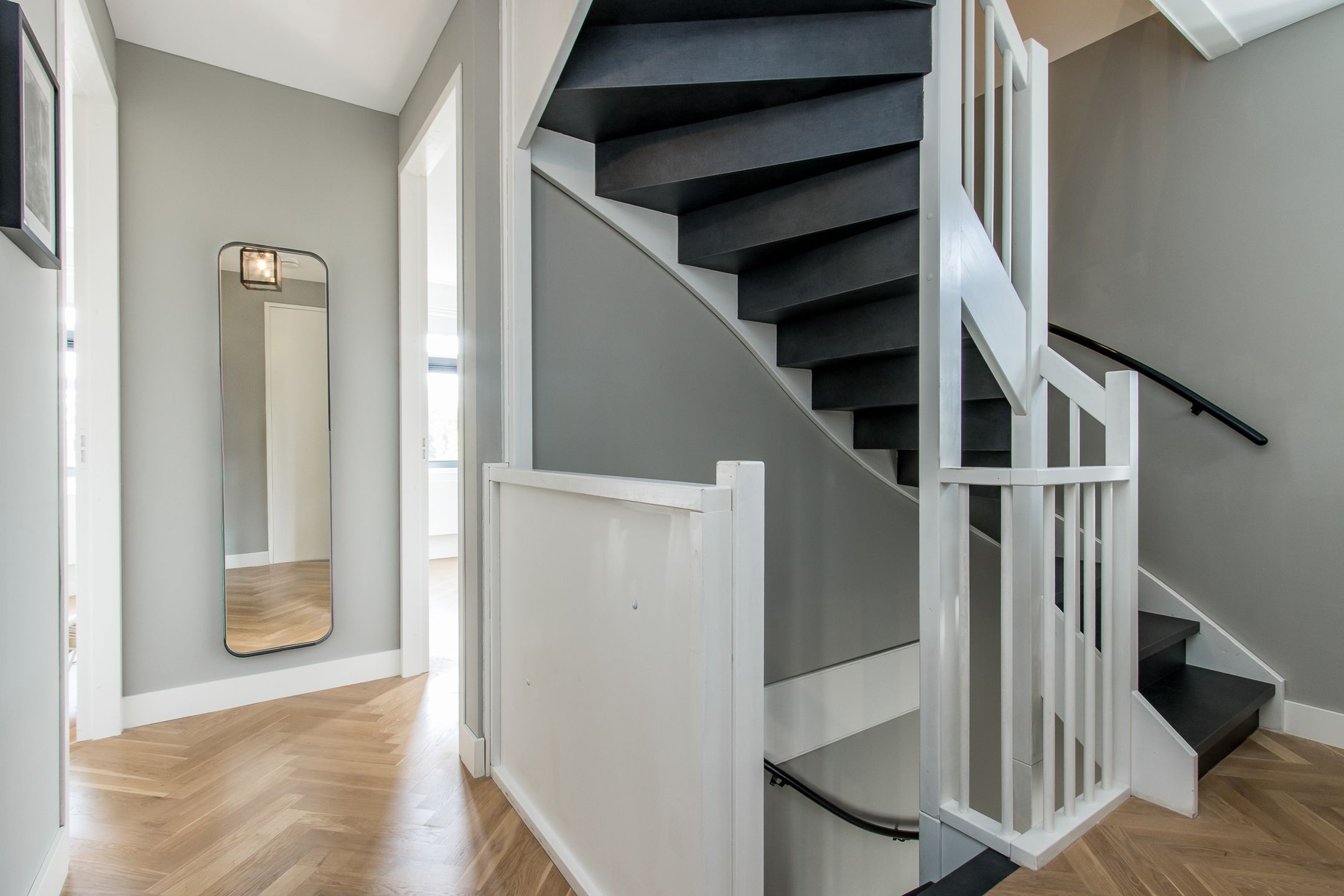 Photo 21 of Johanna Westerdijklaan 12