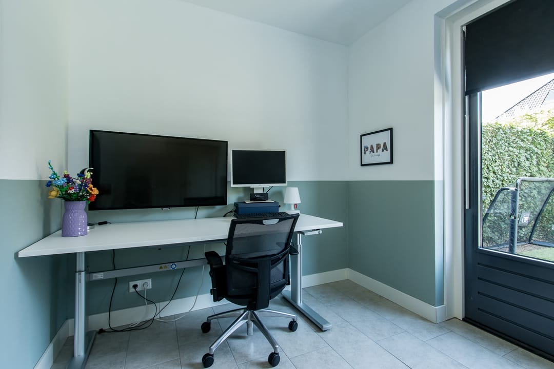 Photo 17 of Johanna Westerdijklaan 12