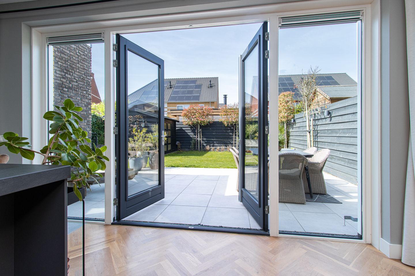 Photo 14 of Johanna Westerdijklaan 12