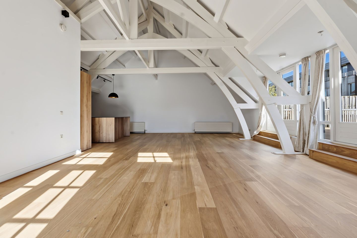 Foto 10 van Johan van Oldenbarneveltlaan 53