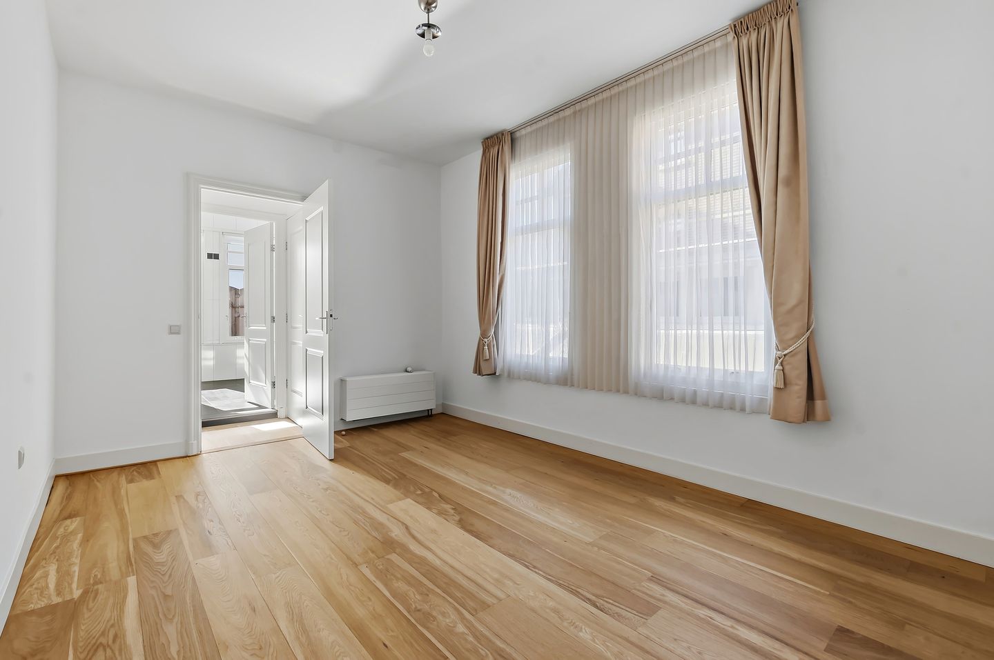 Foto 34 van Johan van Oldenbarneveltlaan 53