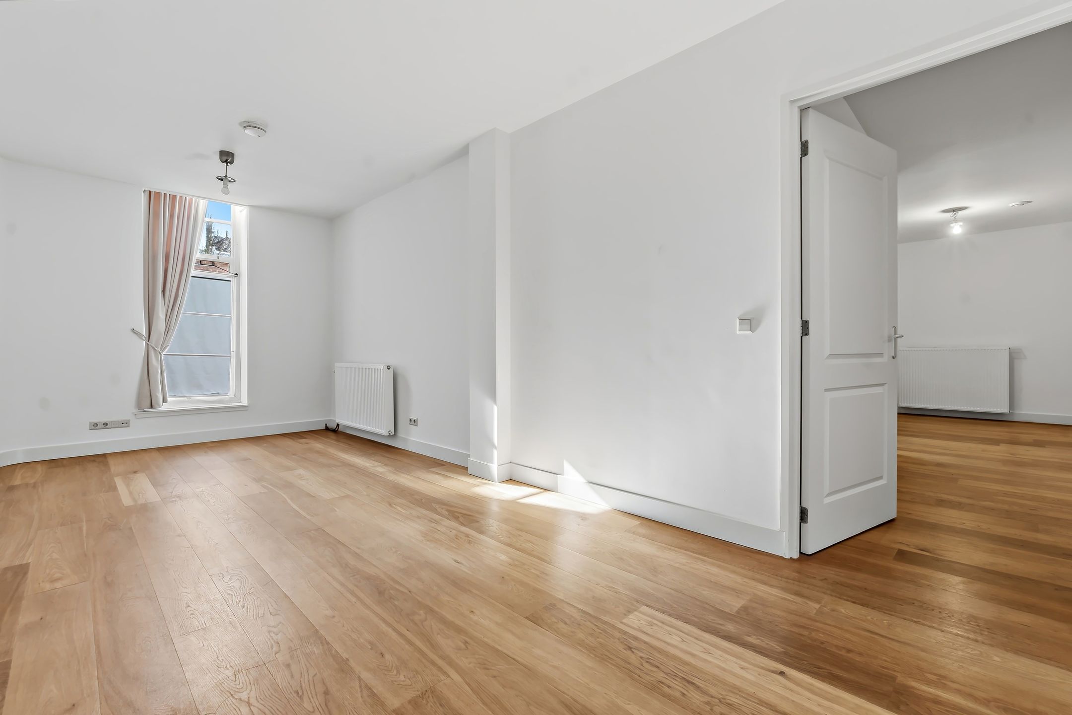 Foto 30 van Johan van Oldenbarneveltlaan 53