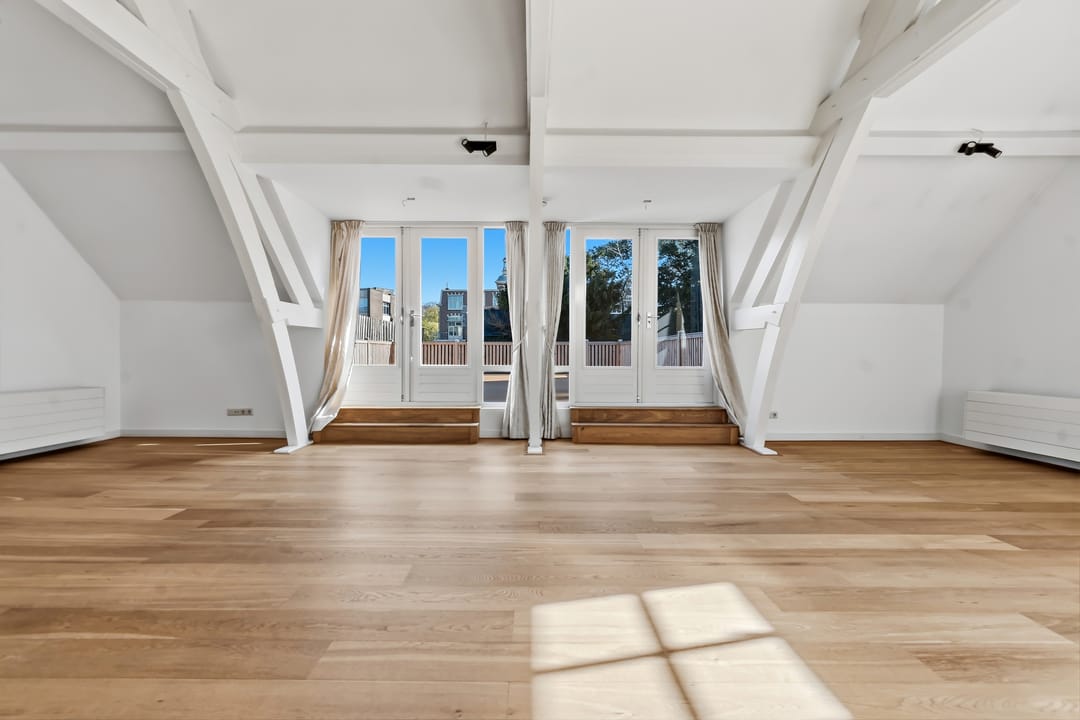 Foto 16 van Johan van Oldenbarneveltlaan 53