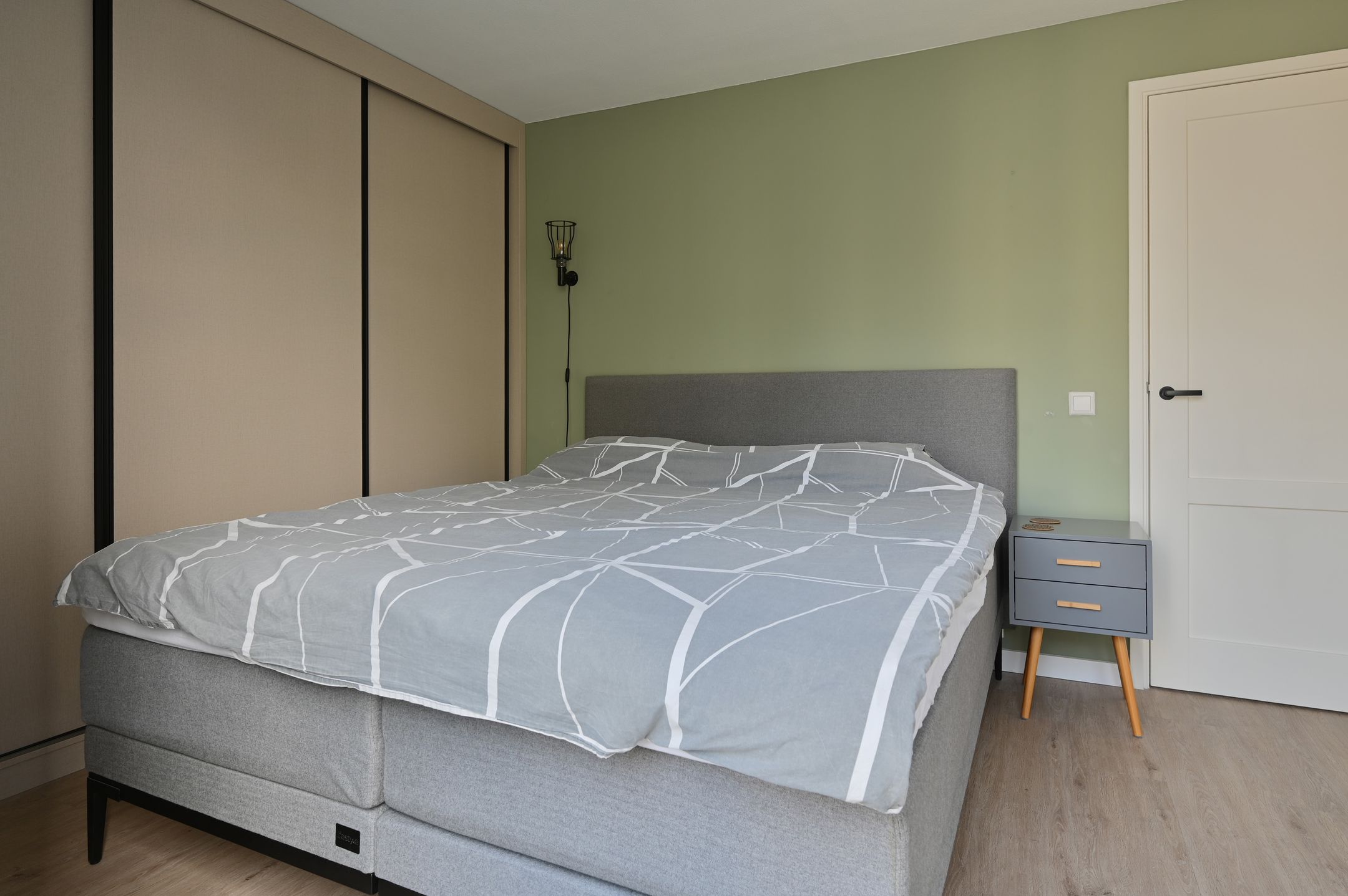 Foto 15 van Van Swindendwarsstraat 66