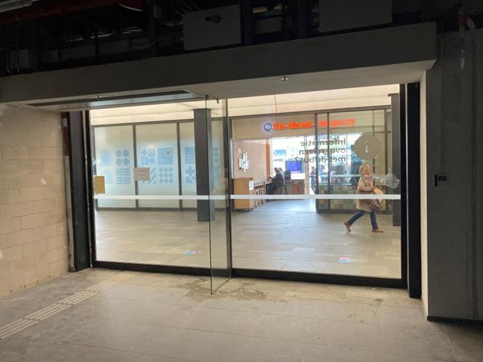 Bekijk foto 3 van Stationsplein 22-01