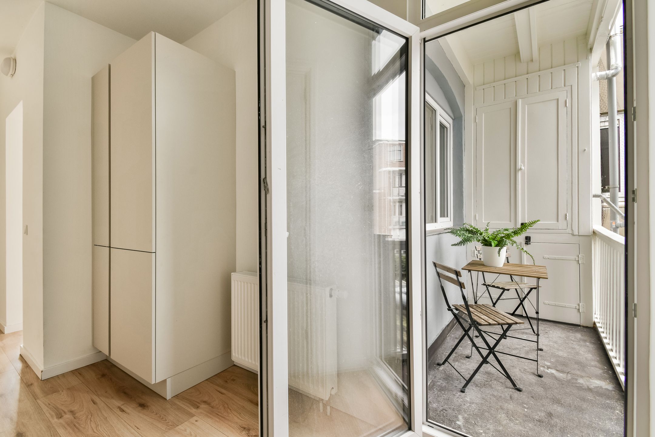 Photo 12 of Javastraat 103-3