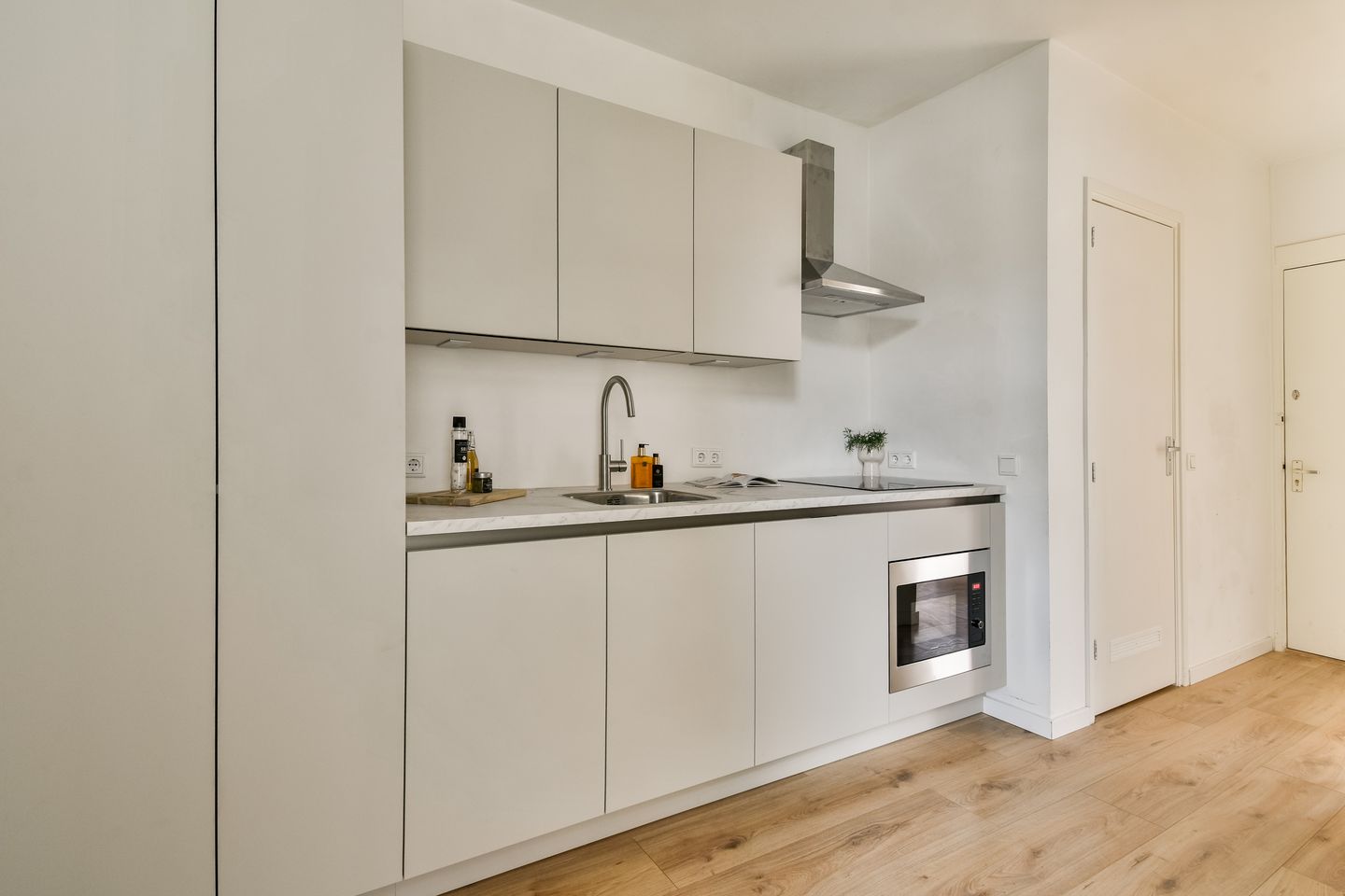 Photo 10 of Javastraat 103-3