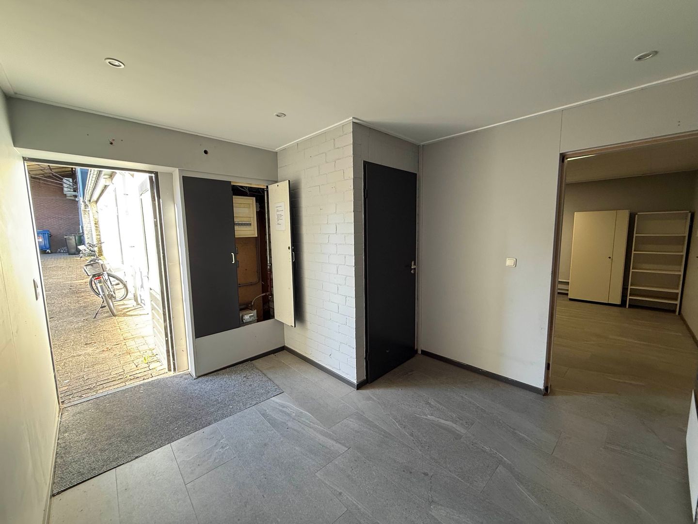 Bekijk foto 2 van Kerkstraat 104