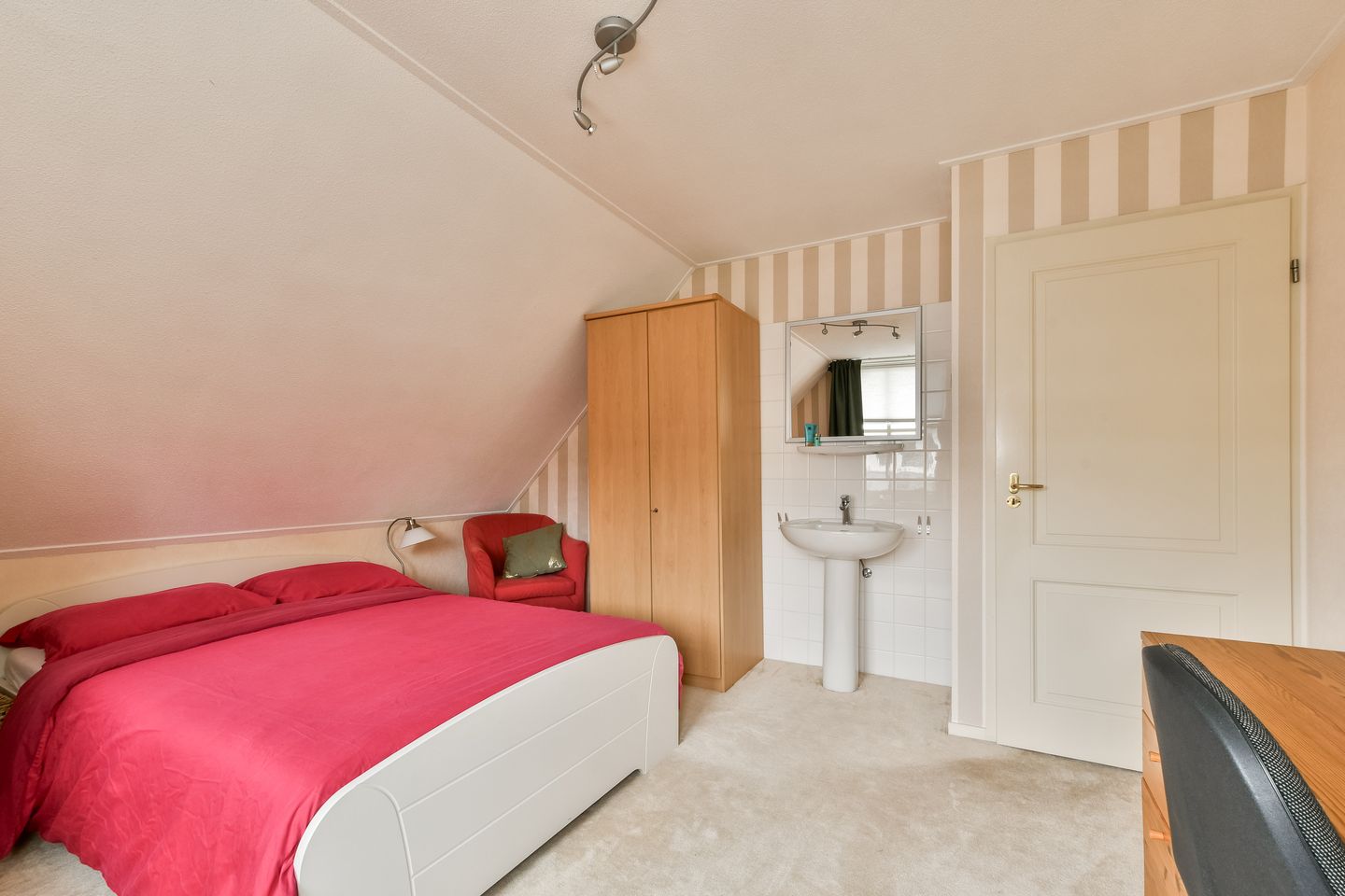 Foto 19 van Patrijslaantje 4