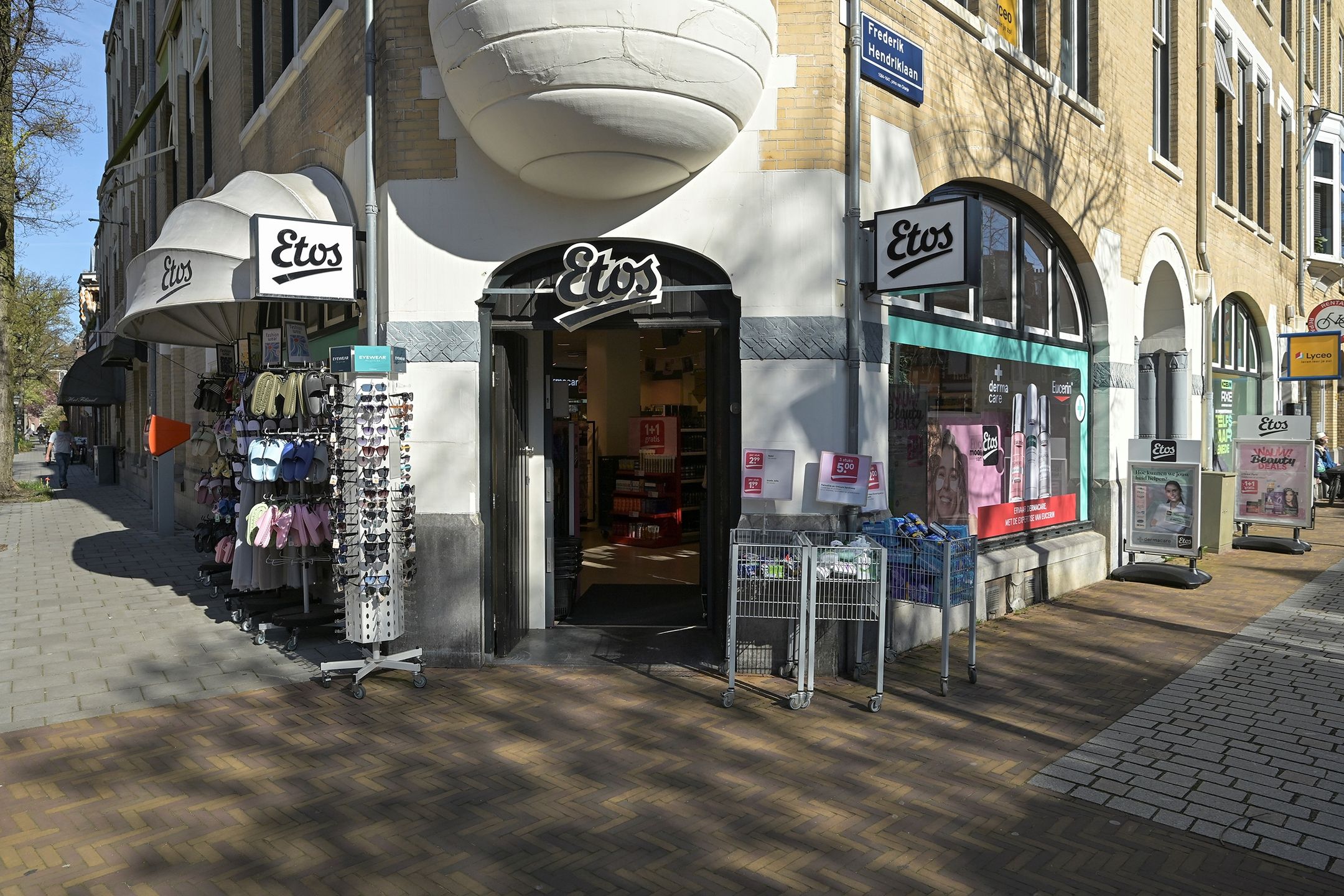 Foto 39 van Van Weede van Dijkveldstraat 13-B