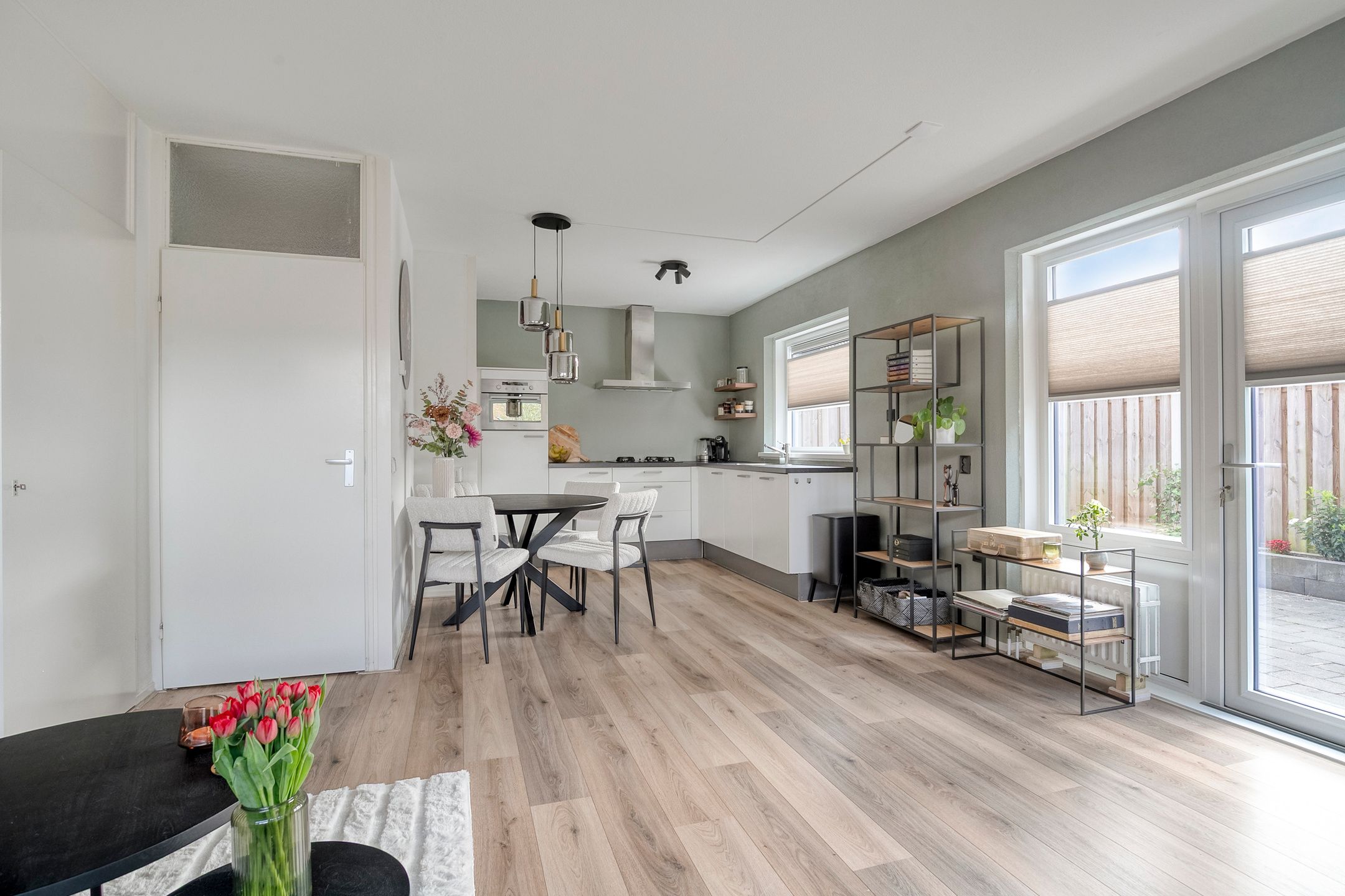 Foto 12 van Thomsonstraat 106