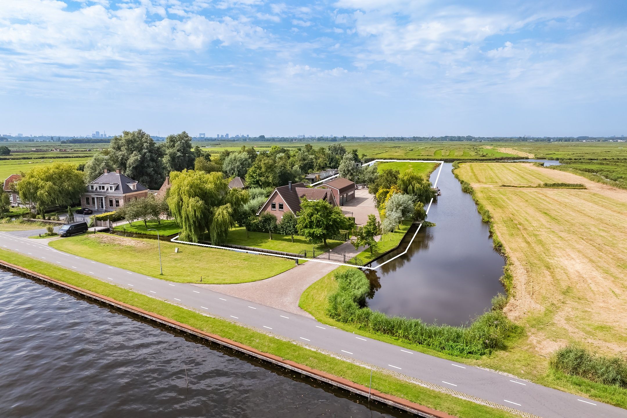 Kanaaldijk 6 