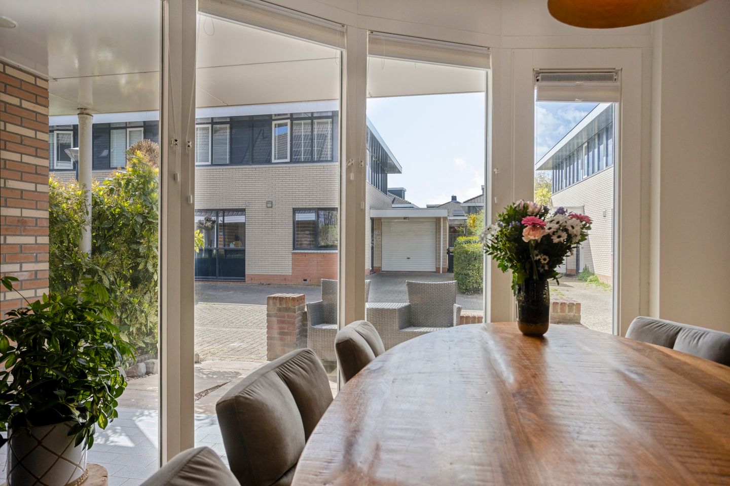 Foto 10 van Robert Stolzhof 199