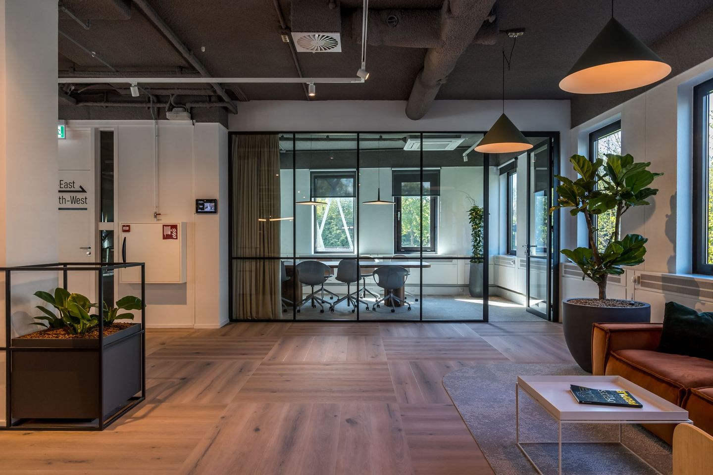 View photo 4 of Euclideslaan 251