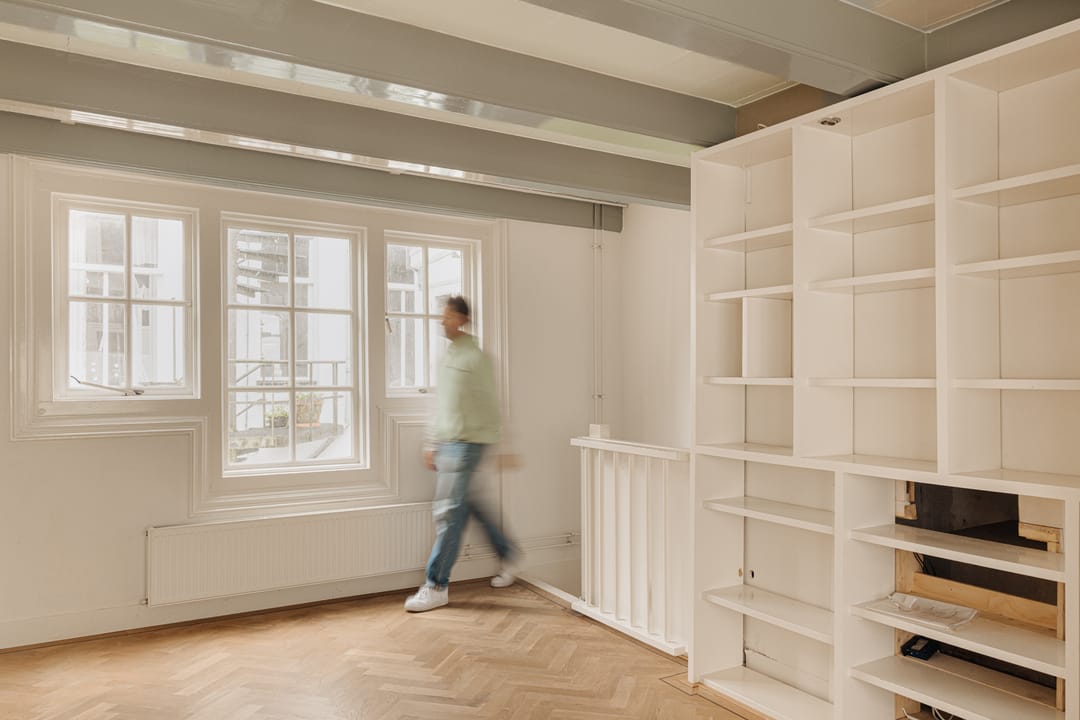 Foto 16 van Oudezijds Voorburgwal 151