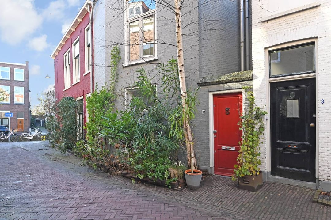 Photo 2 of Giststraat 3-A