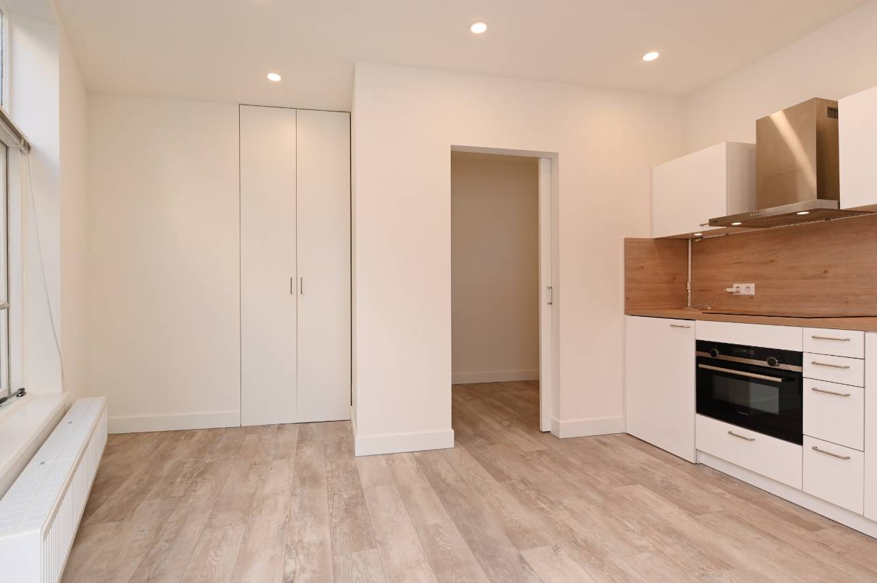 Photo 6 of Giststraat 3-A