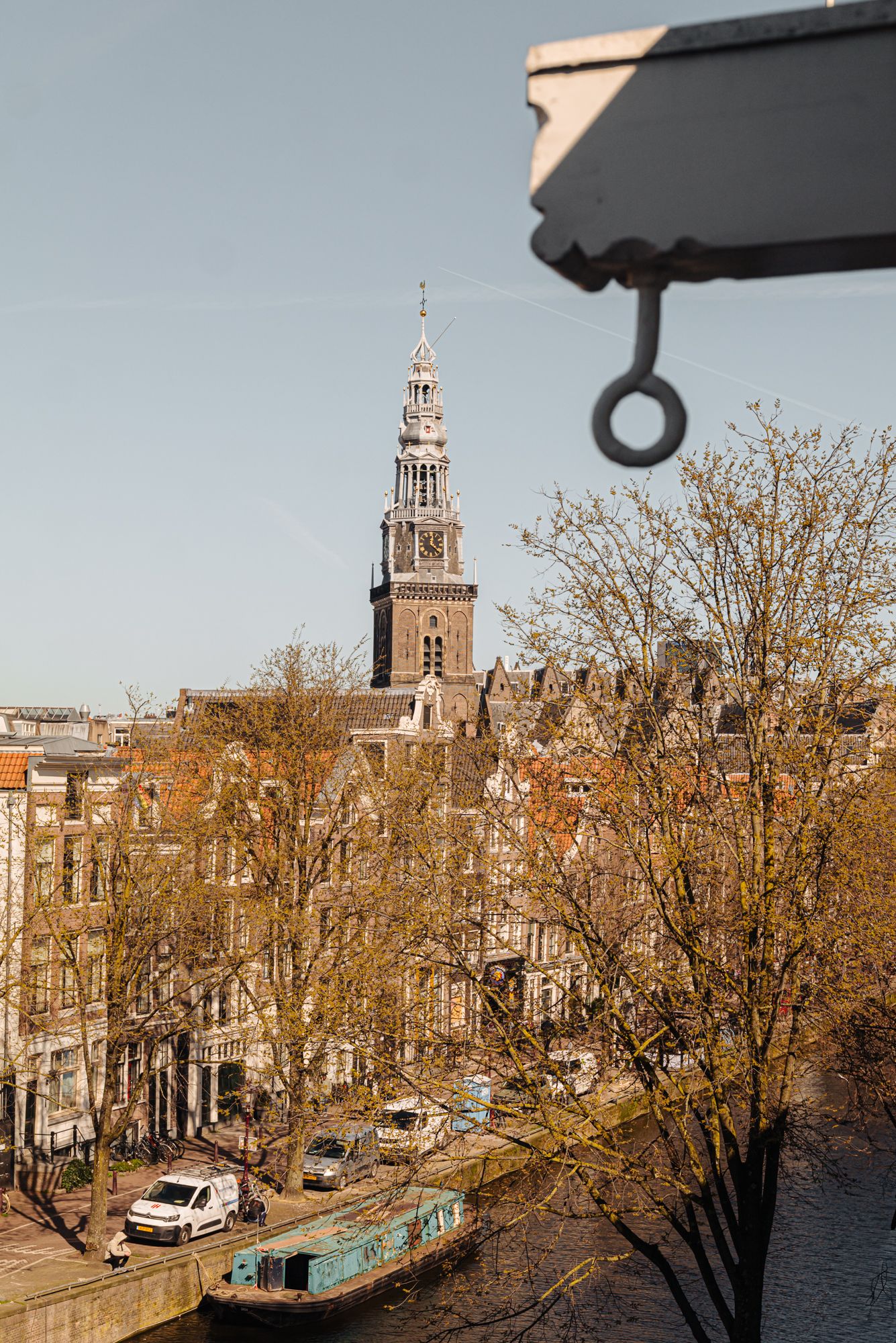 Foto 36 van Oudezijds Voorburgwal 151