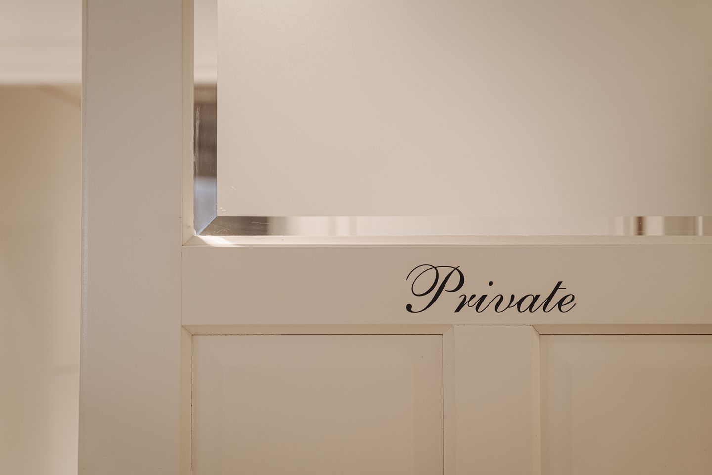 Foto 10 van Oudezijds Voorburgwal 151