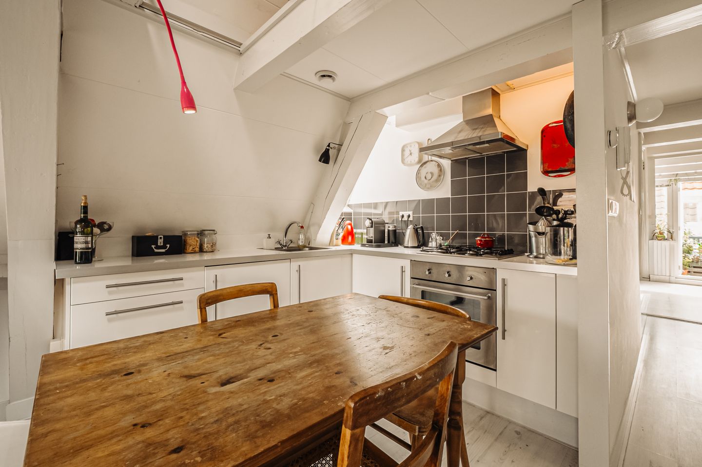 Foto 34 van Oudezijds Voorburgwal 151