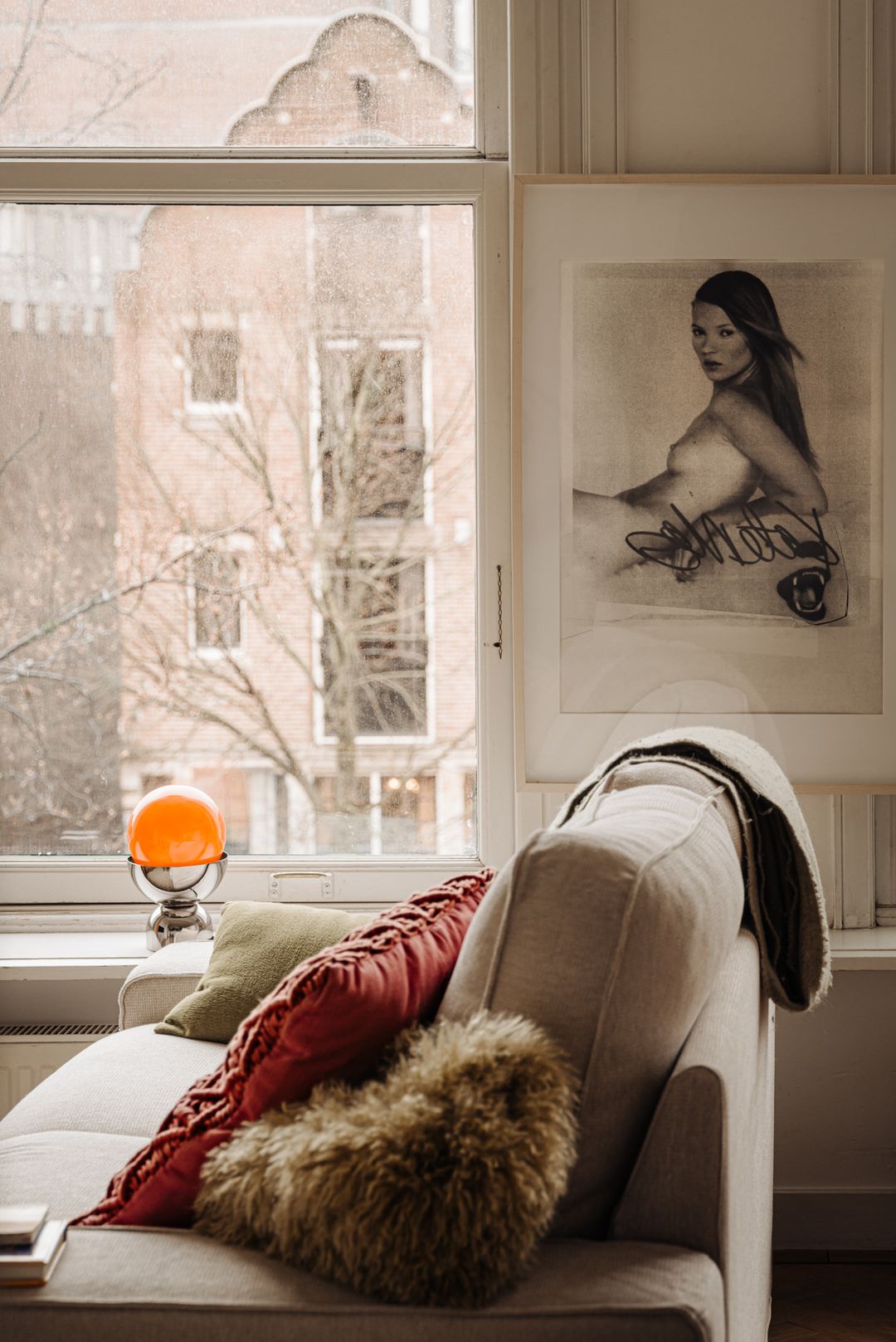 Foto 28 van Oudezijds Voorburgwal 151