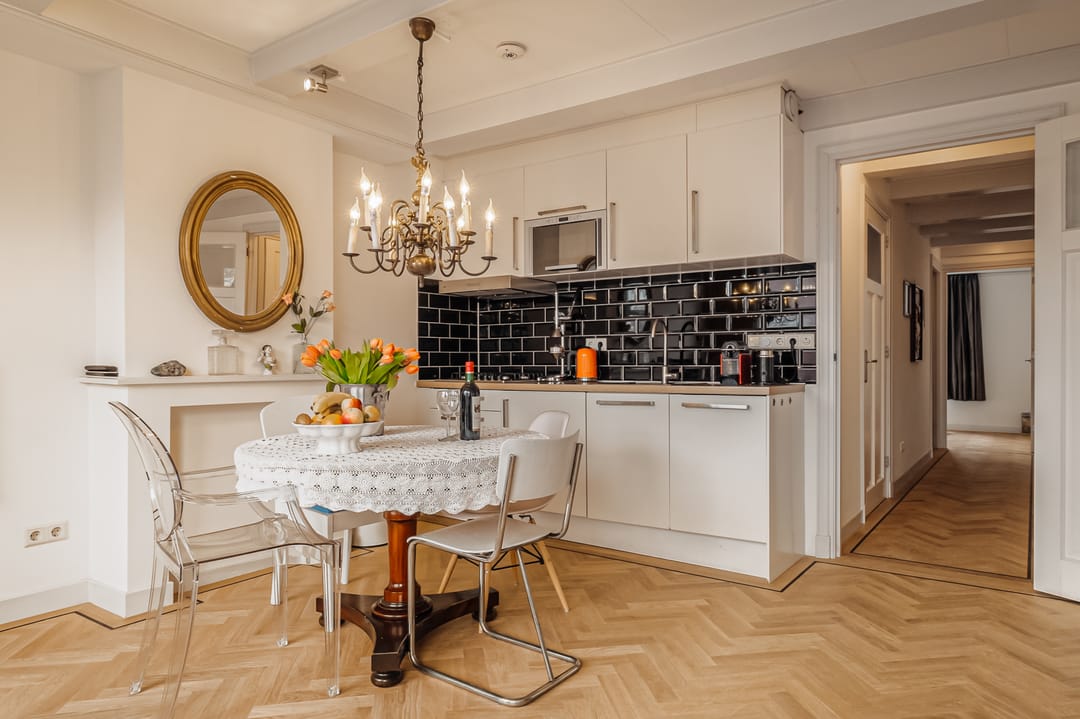 Foto 13 van Oudezijds Voorburgwal 151