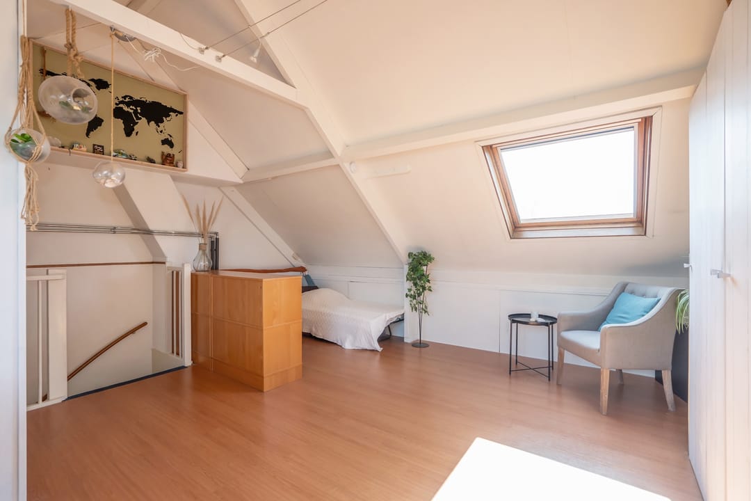 Spacious Family Home in Child-Friendly Hoekpolder Neighborhood — 31