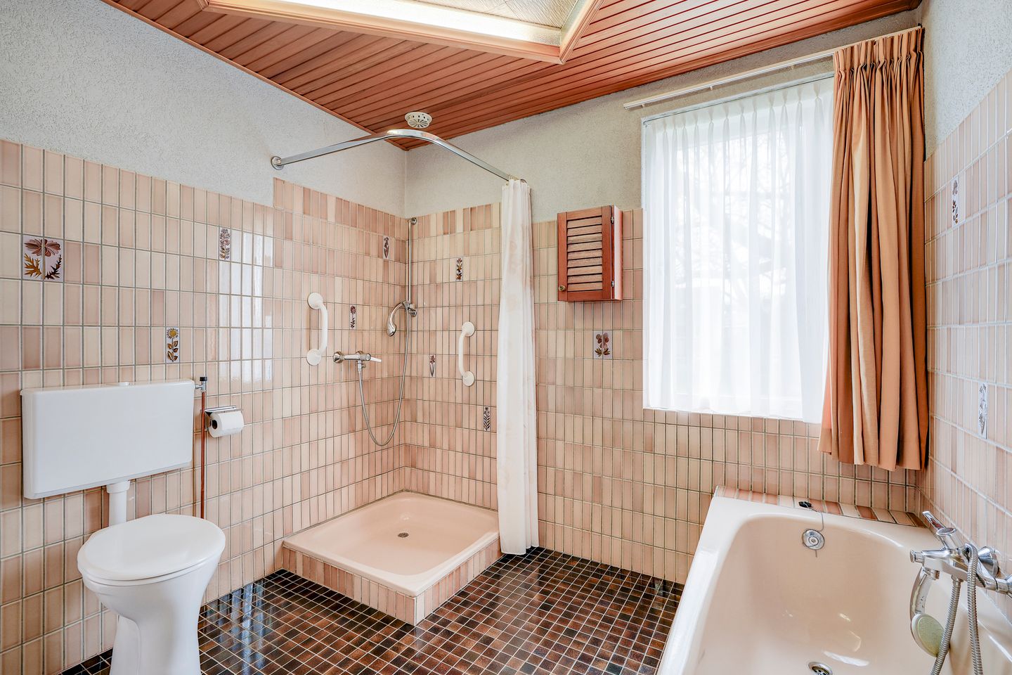 Foto 40 van Linnaeuslaan 8