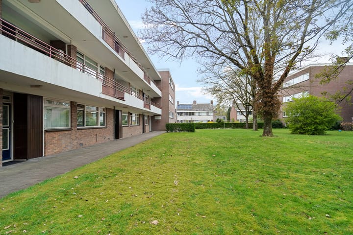 Foto 2 van Van der Waalsstraat 24