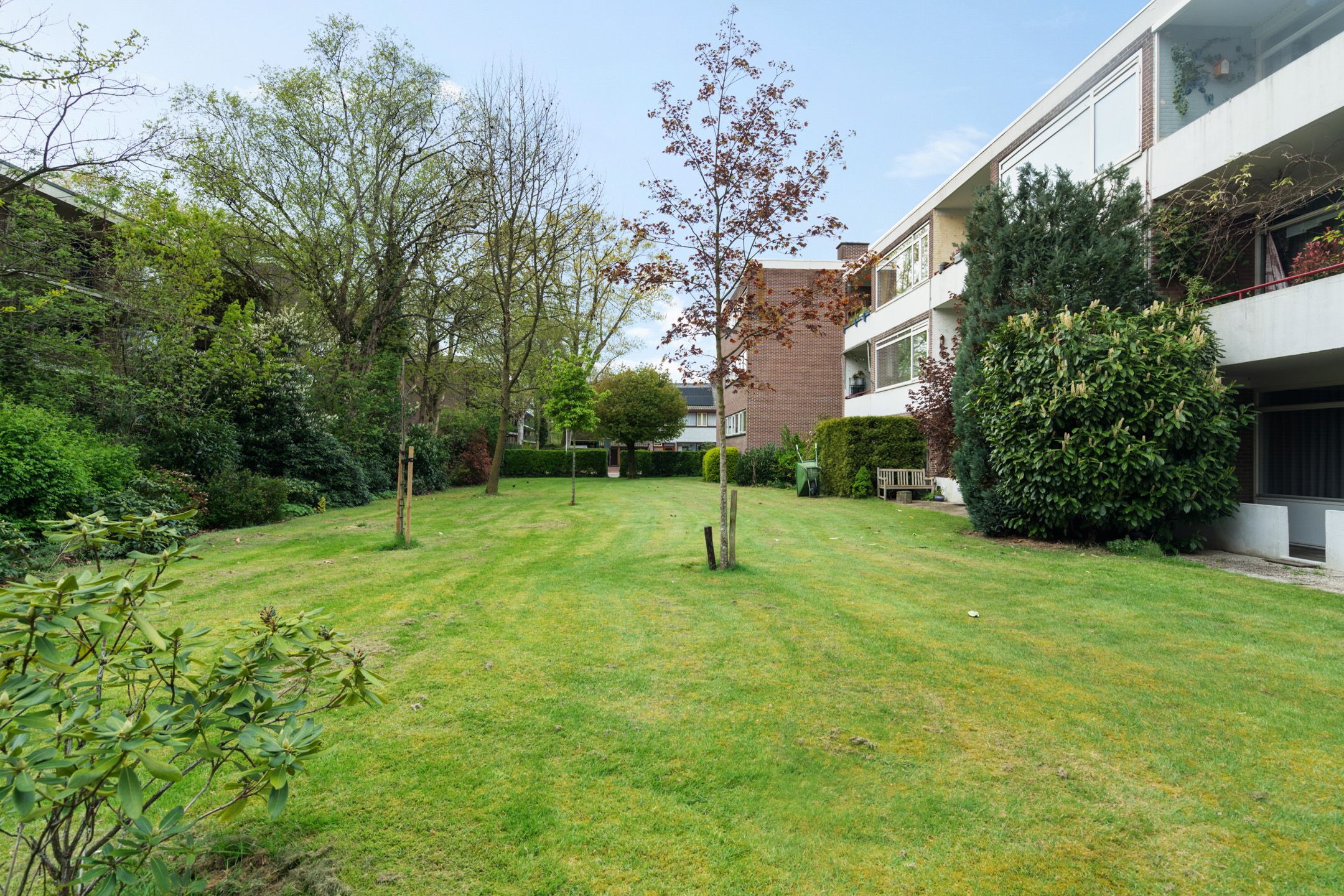 Photo 39 of Van der Waalsstraat 24