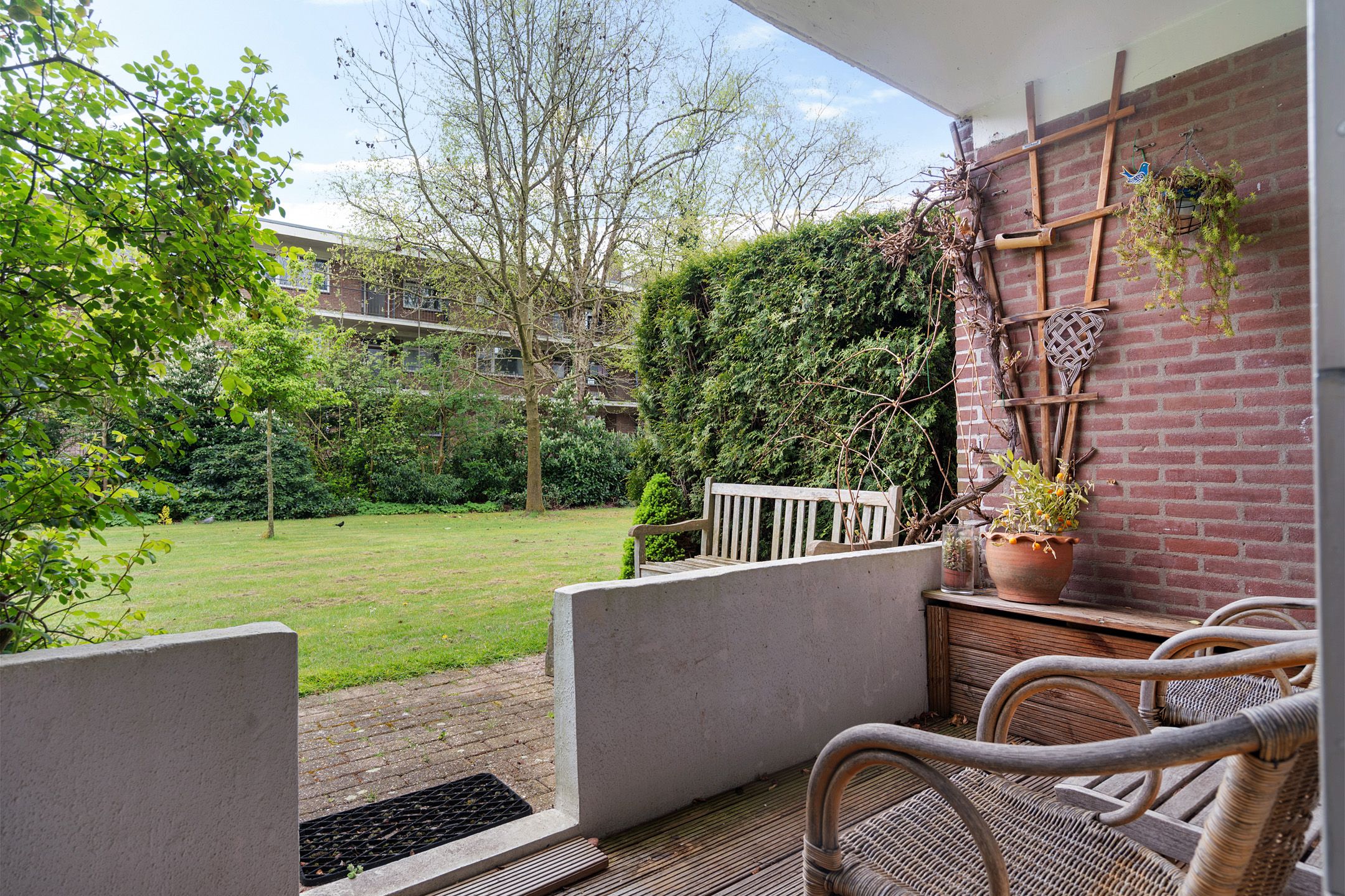 Photo 36 of Van der Waalsstraat 24