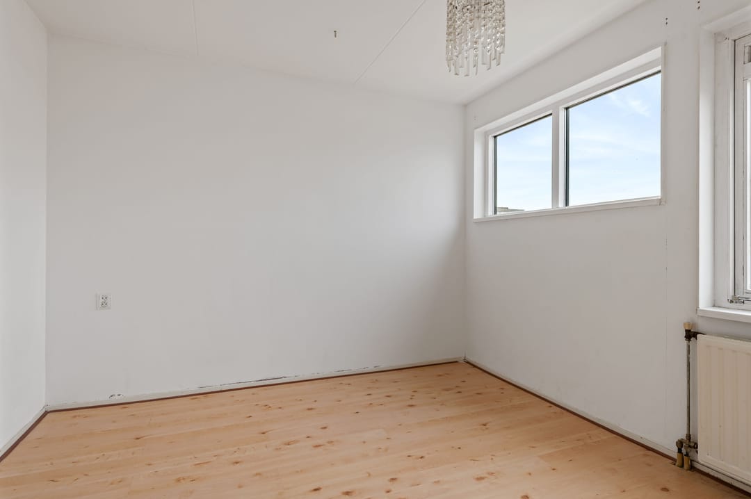 Spacious 3-bedroom maisonette with sunny west-facing balcony in Haarlem — 23